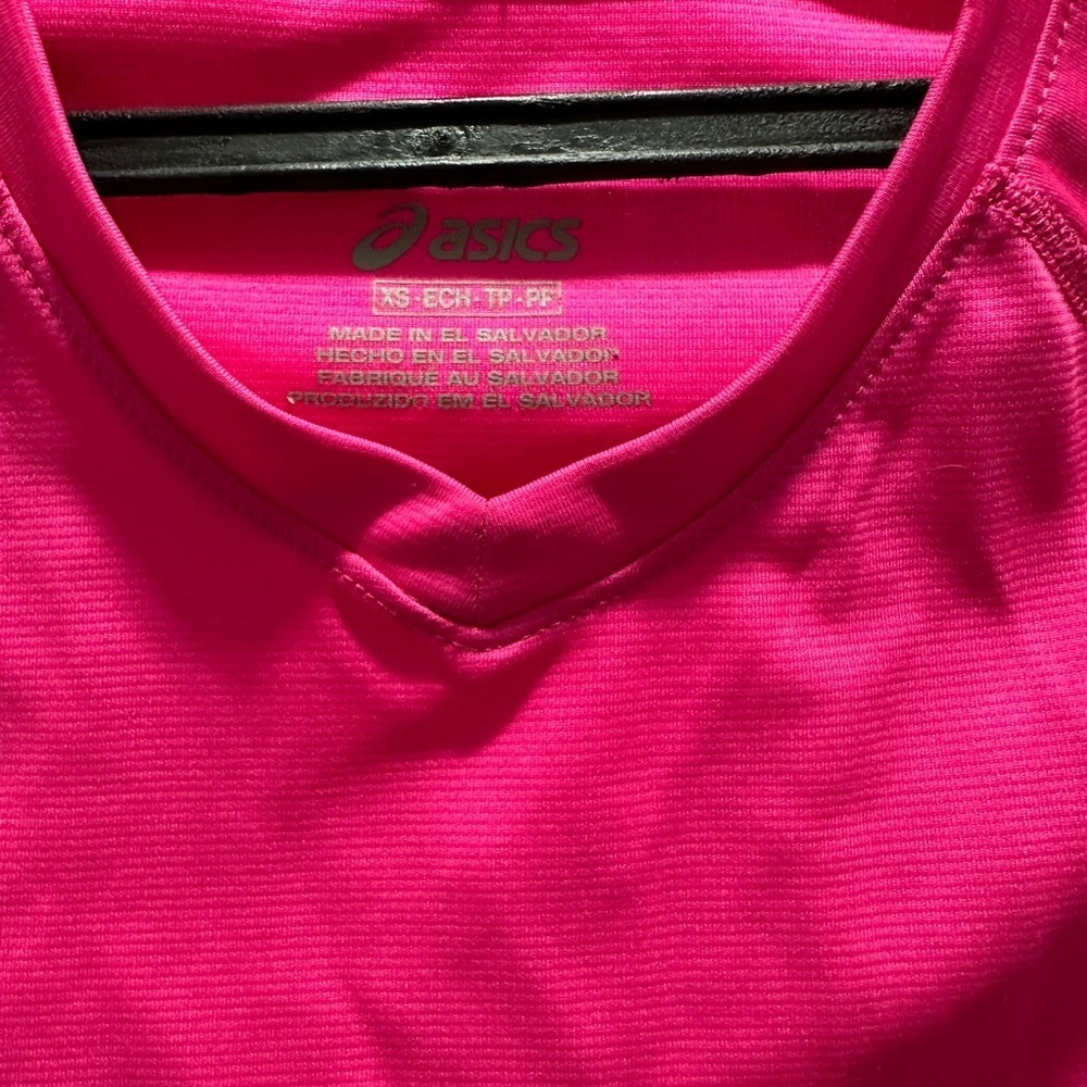 ASICS Women's Vivid Pink Short Sleeve Tee - Picture 3 of 4